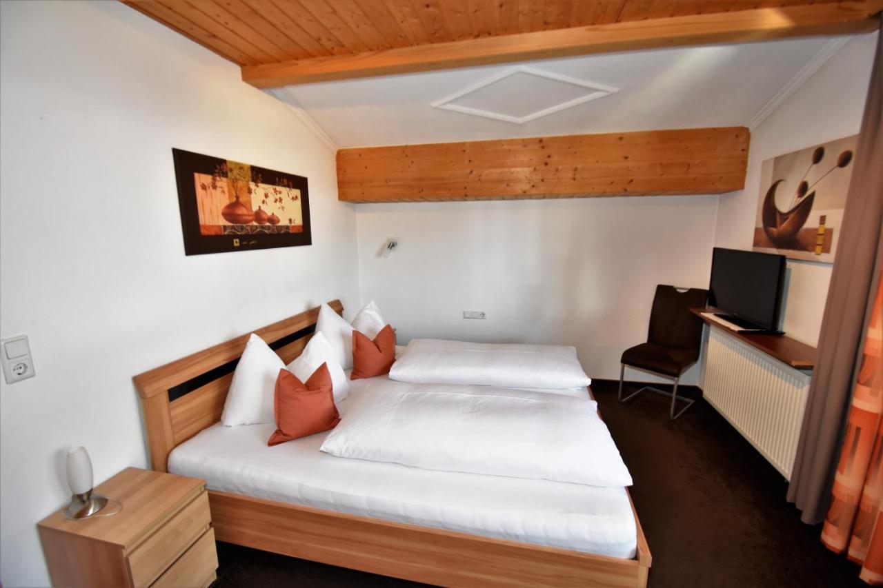 Apartamento Haus Waldner Aschau Im Zillertal Exterior foto
